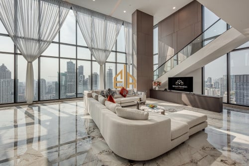 Luxury 5 Bedroom Duplex Penthouse for rent in BKK1- Phnom Penh!