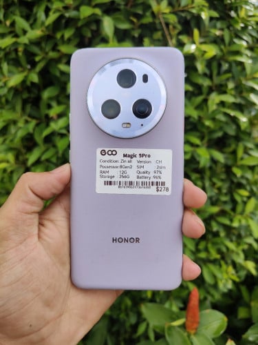 Magic 5Pro 12+256 CH