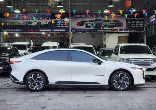 MAZDA EZ6 2025 ប្រើបាន9000គីឡូ