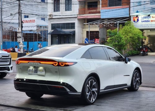 MAZDA EZ6 2025 ប្រើបាន9000គីឡូ