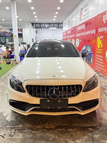 Mercedes C300 2015 Luxury
