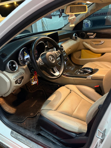 Mercedes C300  2015 Luxury