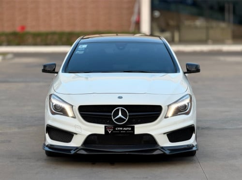 MERCEDES CLA45 AMG 2015