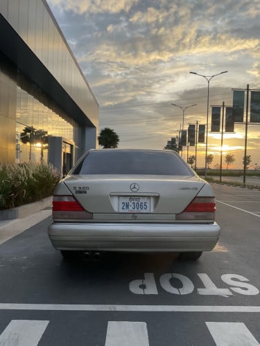 Mercedes s320 លក់លឿន