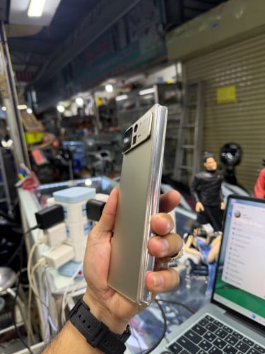 Mi mixFold2 256G Ram12G Sim2 CH ខូចអេក្រង់ក្នុង ប្រើបានខាងក្រៅ