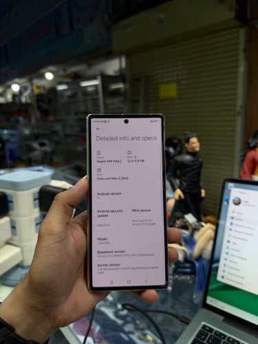 Mi mixFold2 256G Ram12G Sim2 CH ខូចអេក្រង់ក្នុង ប្រើបានខាងក្រៅ
