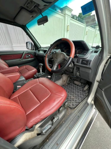 Mitsubishi Pajero1993