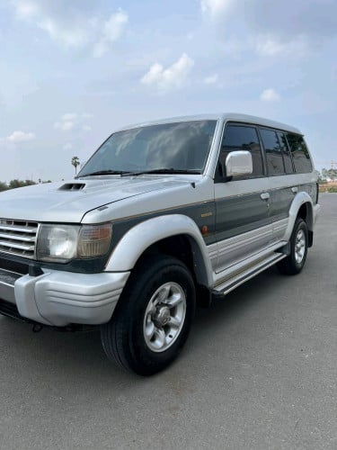 Mitsubishi Pajero1993