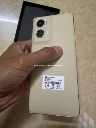 Motorola ធានាសុីនទាំងអស់​ អត់ស្នាម​ ថ្មី99.99%