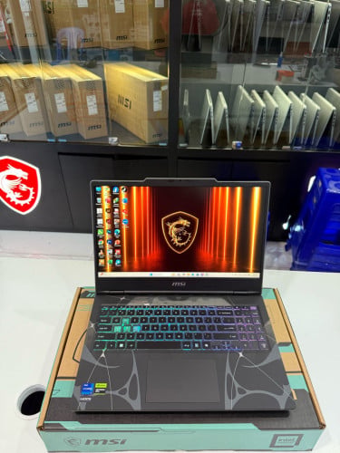 MSI CYBORG15 & 17 B13WEK GAMING