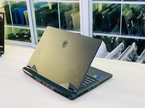 MSI GP76 Leopard 11UG 17.3”FHD 1080 300Hz