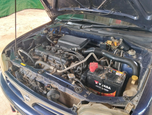 Nissan March 1996