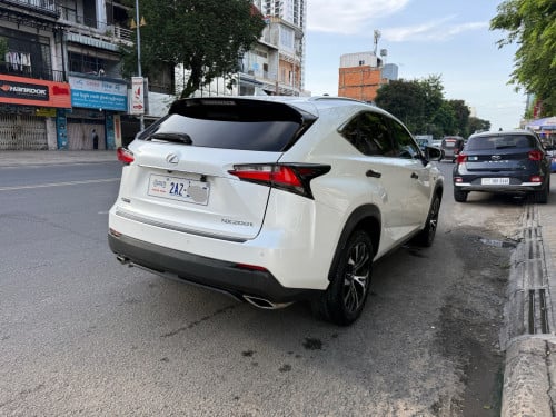 NX200t ឆ្នាំ015 Fsport ប៉ុងពីរ ថ្មីណាស់