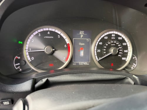 NX200t ឆ្នាំ015 Fsport ប៉ុងពីរ ថ្មីណាស់