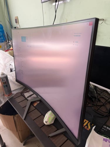 Philips 32inch curver 2K 145HZ