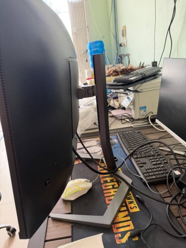 Philips 32inch curver 2K 145HZ