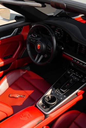 Porsche 911 Carrera 4s cabriolet