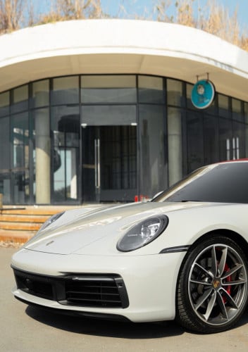 Porsche 911 Carrera 4s cabriolet