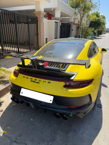 PORSCHE CARERA 4 SPEC ARAB