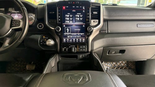 RAM Laramie