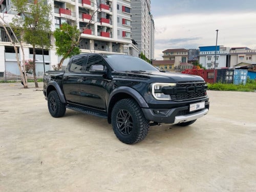 Ranger Wildtrak UP Raptor 2023 ខ្មៅក្រឹប