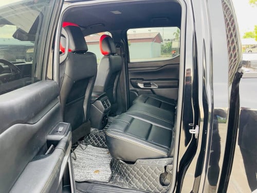 Ranger Wildtrak UP Raptor 2023 ខ្មៅក្រឹប