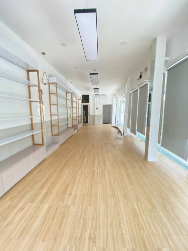 Shophouse for rent in Toul Tum Pung