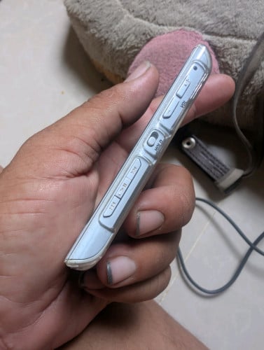 Sony Walkman NW A865 99%new with original USB cable and case