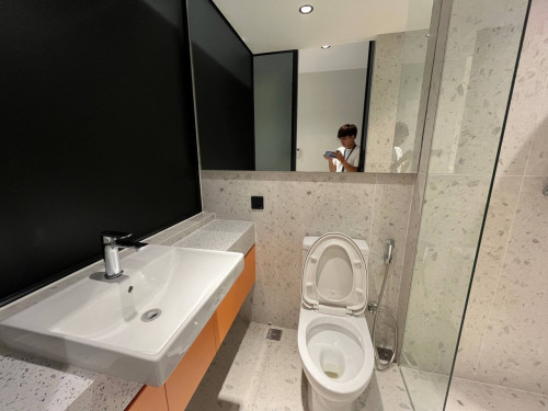 South-Facing 1-Bedroom Apartment for Rent on 24th Floor – Time Square 306