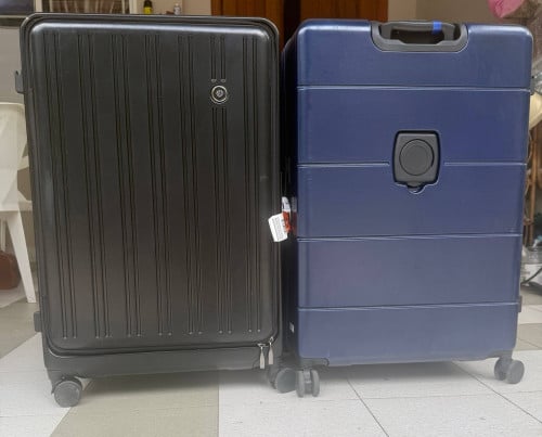 Suit case 20$