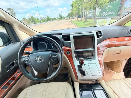 Toyota Alphard 010 hf up018