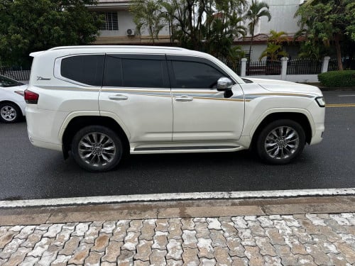 TOYOTA LANDCRUISER VX-R 2022