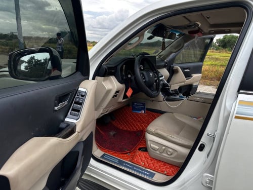 TOYOTA LANDCRUISER VX-R 2022