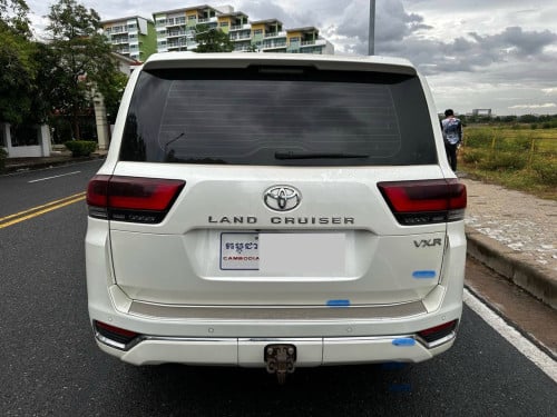 TOYOTA LANDCRUISER VX-R 2022