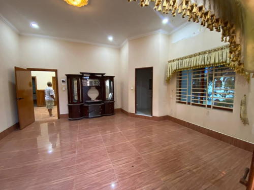 Villa For rent at Boeng tumpun ( Good for office or NGO)