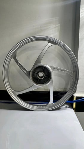 Wheels honda dreams with tyre