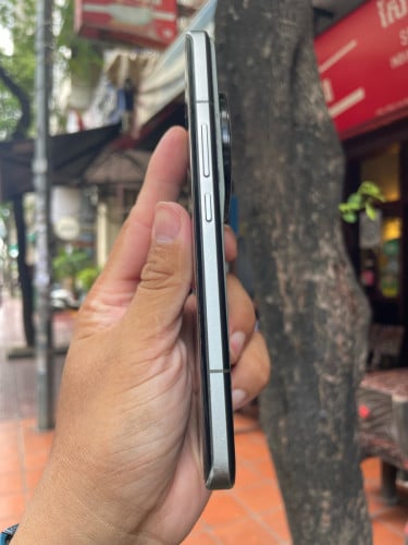 Xiaomi 13 ultra 16G មានឆ្នាំងមានប្រអប់