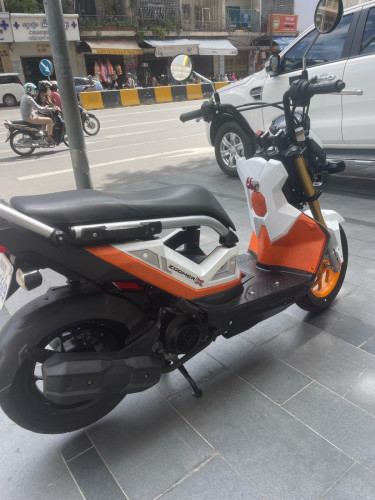 Zoomer