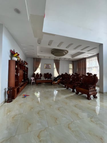 វីឡាធំនៅឈូកមាស លក់ក្នុងតំលៃពិសេស