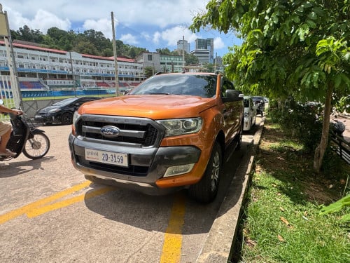 ឡានលក់Ford 2016 Wildtrakថ្មីណាស់