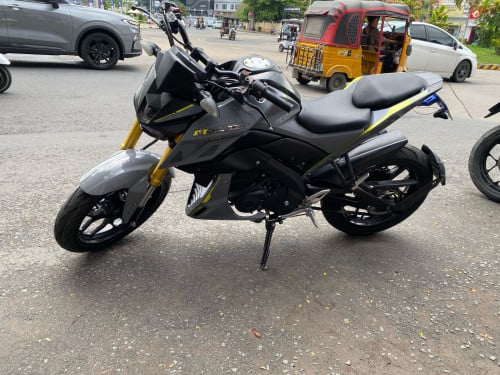 ម៉ូតូលក់