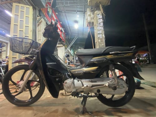 ម៉ូតូលក់