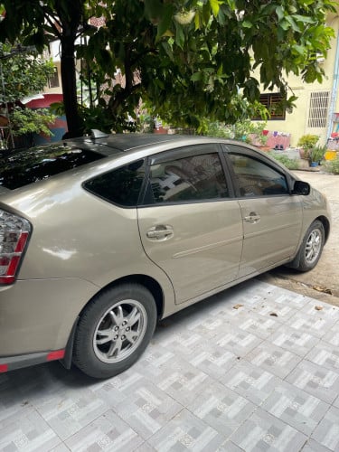 ឡានមិនសូវជិះនៅថ្មី