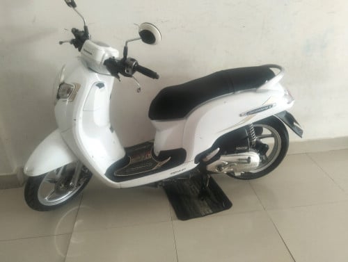 មានកាតគ្រីត្រឹមត្រូវ