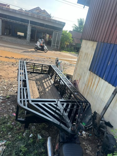 លក់ម៉ូតូវ៉េវ+រម៉កឈុត
