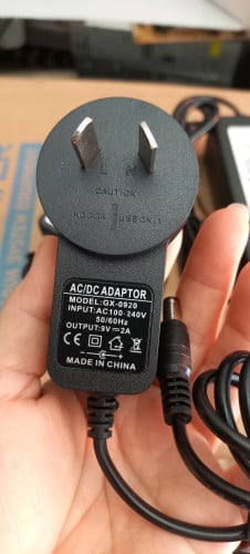 ដាប់ទ័រ 電壓