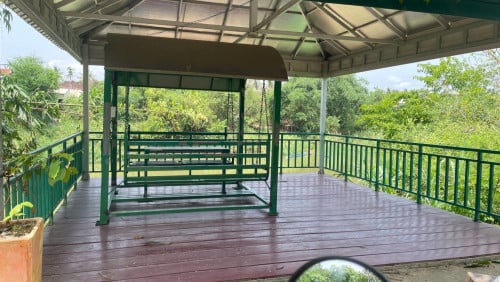 មានសម្ភារៈគ្រប់សព្វ