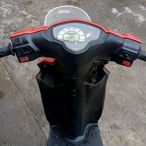 ម៉ូតូលក់ប្រញាប់លុយ