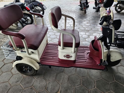 កង់អាគុយអគ្គិសនី
