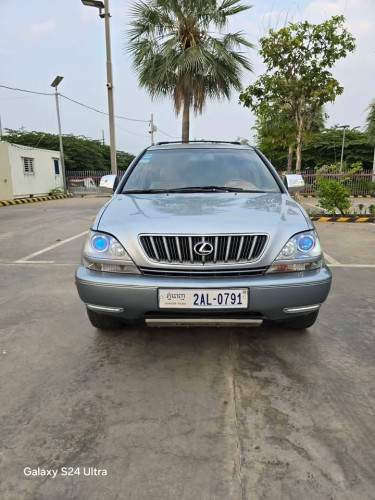 ឡានលក់01ប៉ុង1ឡានថ្មី